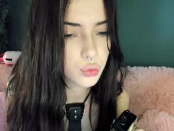webcam girl bmwm5f90 image #9229345