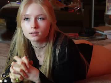 webcam girl bestblondiiecb image #6290991