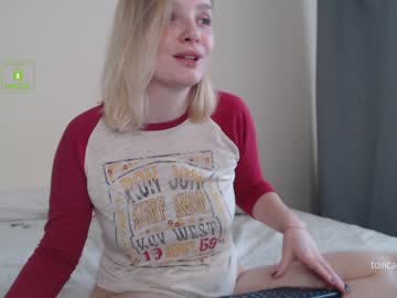 webcam couple toxicapplecake image #244313