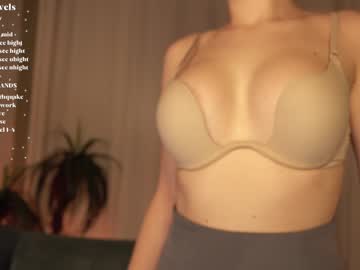 webcam couple elliephant_ image #8423090