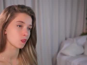 webcam girl little_poetry image #9617858