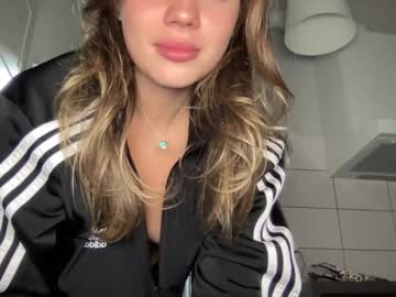 webcam girl angel_from_sky image #7160379
