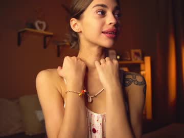 webcam girl cuteelsa_ image #5778451