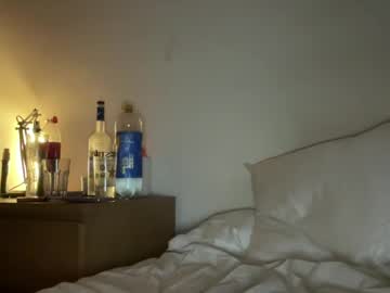 webcam couple johnwood1993 image #9181528