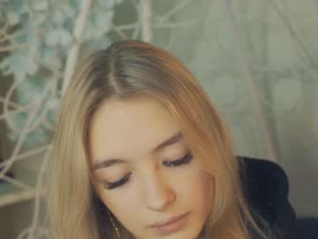 webcam girl moiragrise image #8552827