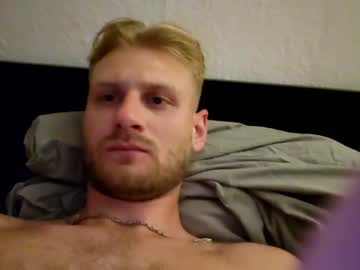 webcam man nippllecken image #4594511