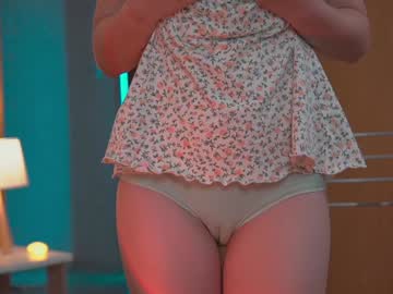 webcam girl tiny_miracle image #7431680