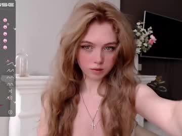 webcam girl small_blondee image #1902398