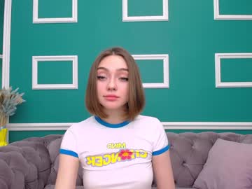 webcam girl adelewilson__ image #991296