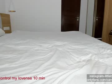 webcam girl carolinaherera image #4135921