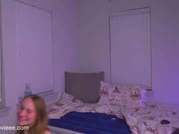 webcam girl maggielovieee image #1139913