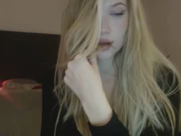 webcam girl bitter_moon image #3177275