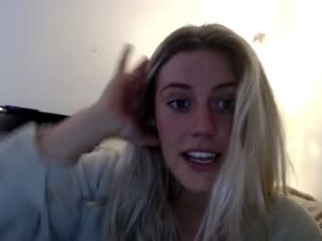 webcam girl bambis_honeypot image #979606
