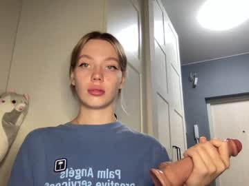 webcam girl angel_from_sky image #2743029