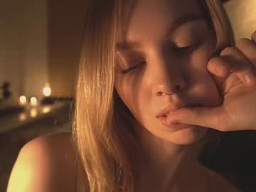 webcam girl bibi_it_is image #2237032