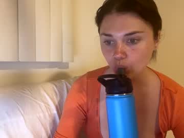 webcam girl cassidyyqueen image #4781335