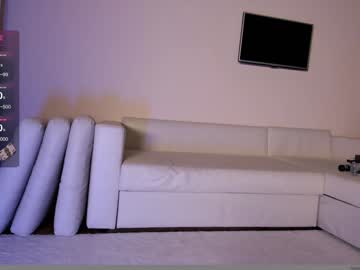 webcam girl hollyextra image #7689002
