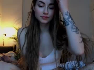 webcam girl strawberryjamx image #5121052