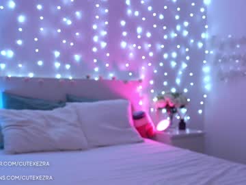 webcam girl ezra image #2617142