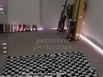 webcam girl petitebrat image #7941316