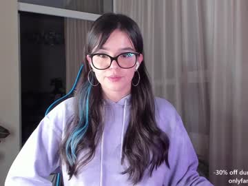 webcam girl aavee image #3301270