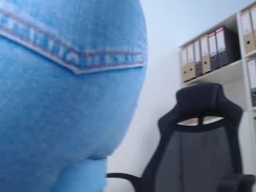 webcam girl eat_mee_out image #2672291