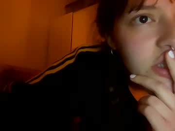 webcam girl biggestcatlover image #4048192