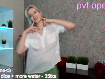 webcam girl joyce_coy image #3762658