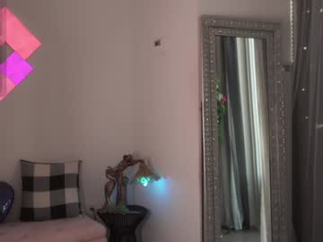 webcam girl mysticxkitty image #9038132