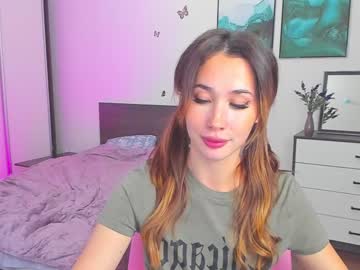 webcam girl kriss_muv image #2596989