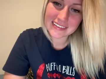 webcam girl smexxii93 image #7796799