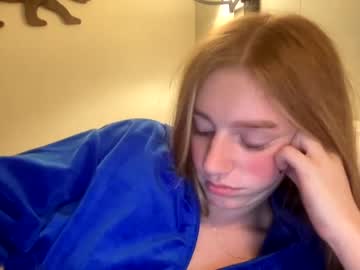 webcam girl kaybrookee image #3143206