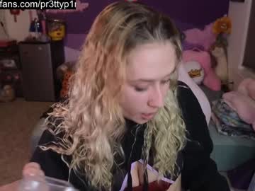webcam girl pr3ttyp1nkpussy image #8074782