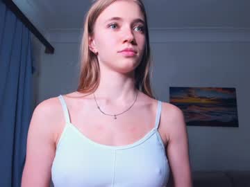 webcam girl coral_reef image #5643462