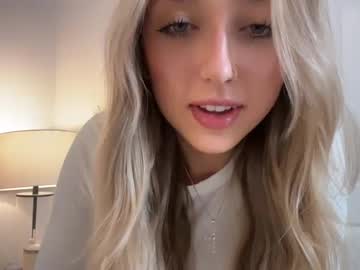 webcam girl lovelyyylivyyy image #7838798