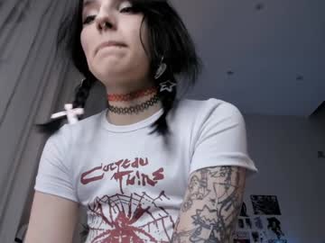 webcam girl vivian_qwerty image #8368242