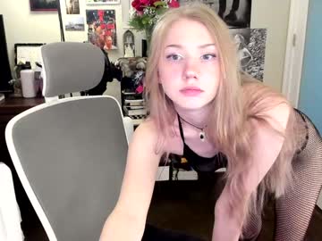 webcam girl eve003300 image #8998637