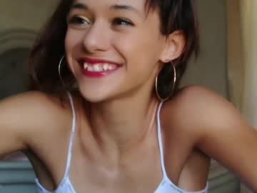 webcam girl littlegreekflower image #7362495