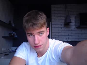 webcam man megamaxxxl image #8174285