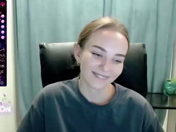 webcam girl ninellflower image #2726685