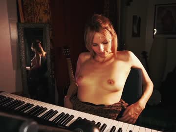 webcam girl kaileeshy image #587388