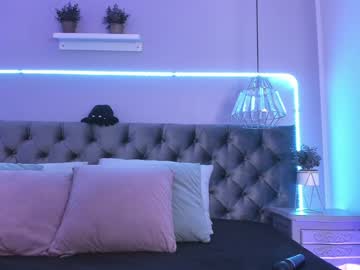 webcam girl naomii_soto image #8250030