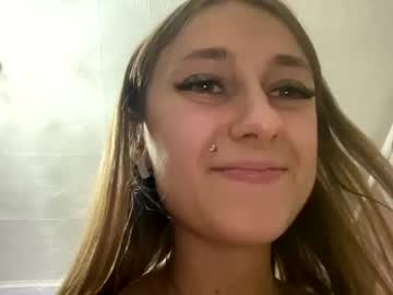 webcam couple viktoria9898 image #2940003