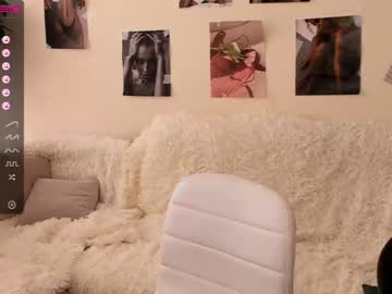 webcam girl emilia_me image #2176545