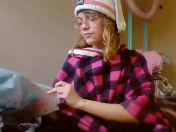 webcam girl littlelabrat image #6342066