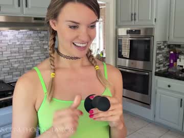 webcam girl phoenix_taylor image #7090101