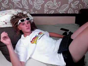 webcam man skate_mate image #5040567
