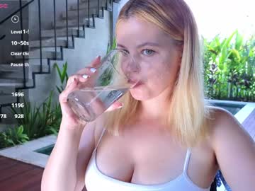 webcam girl dianaholiday image #8083320