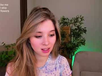 webcam girl milablush image #3591225