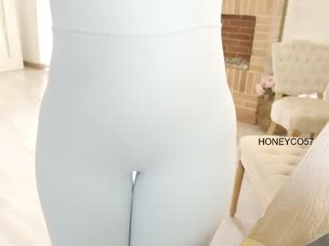 webcam girl honeyco57 image #9492836